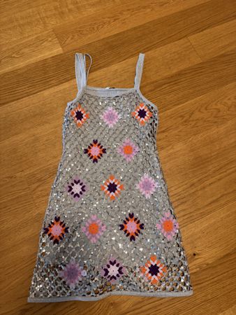 Rotes Sommerkleid Gr.1 und silberne gr.38