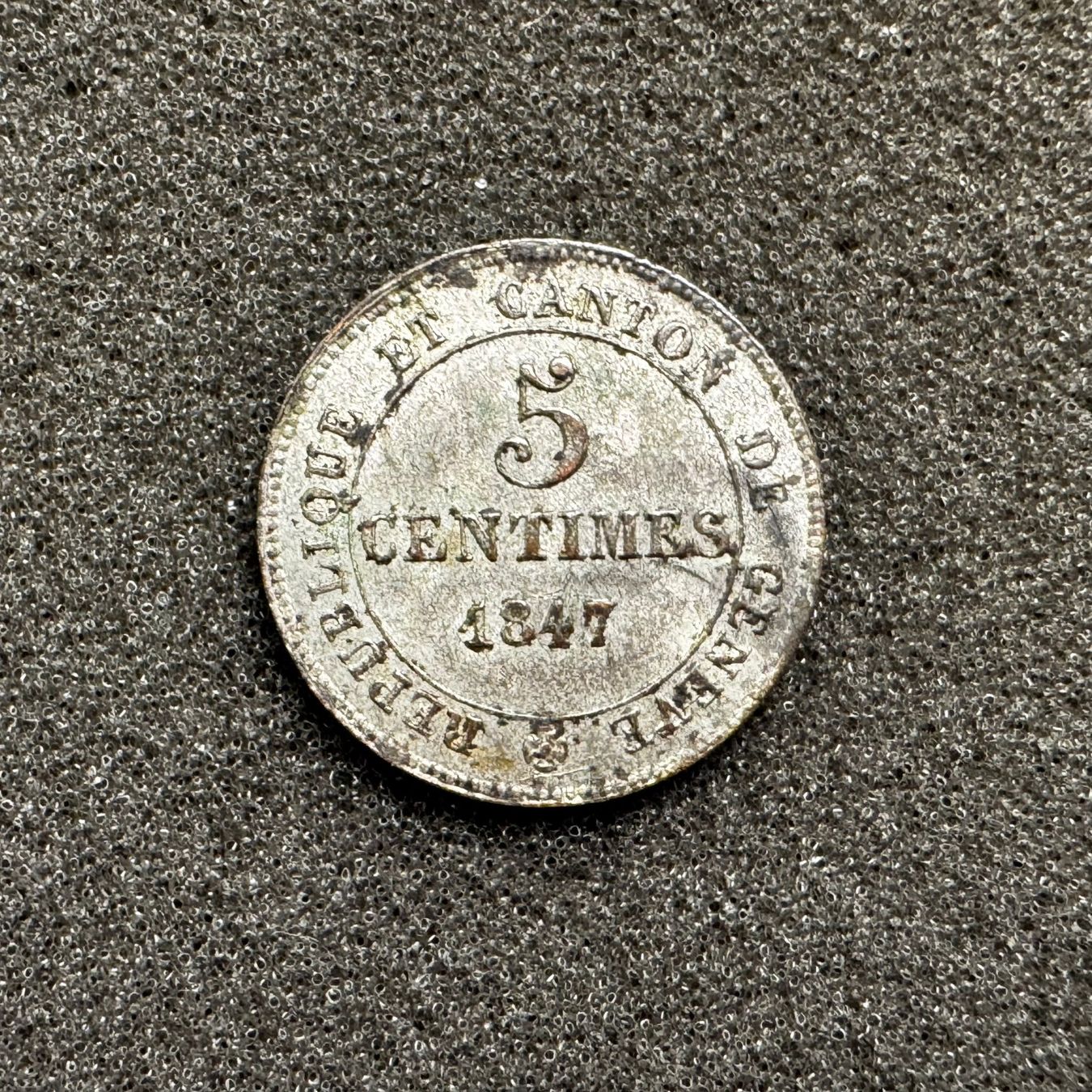 Tutti le monete: 5 Centimes Kanton Genf 1847 – Usato da Reitnau venduto da tb-muenzen