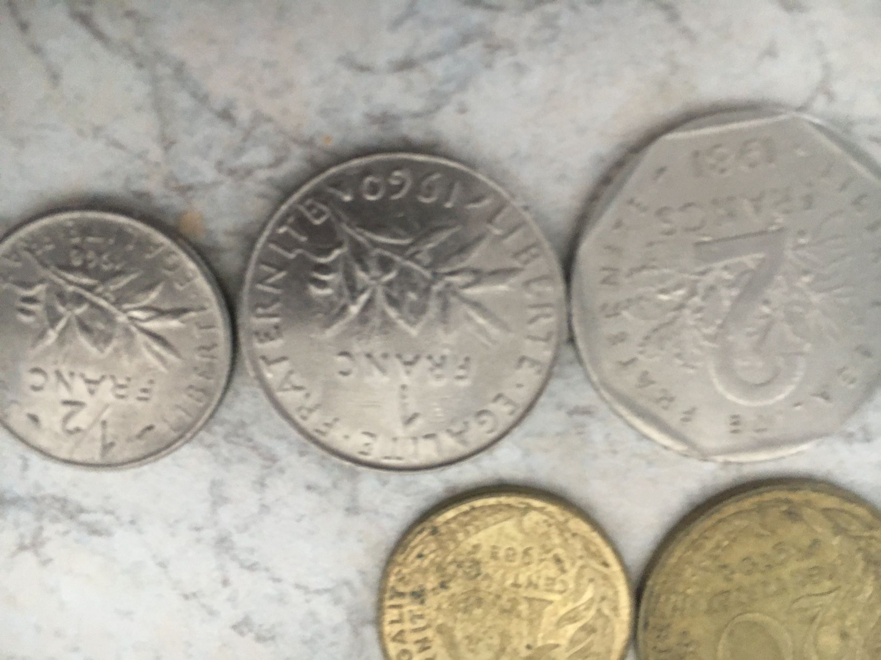 Alle Münzen: Francs Münzen 9 Stk. – Gebraucht aus Dällikon von dahi1 1