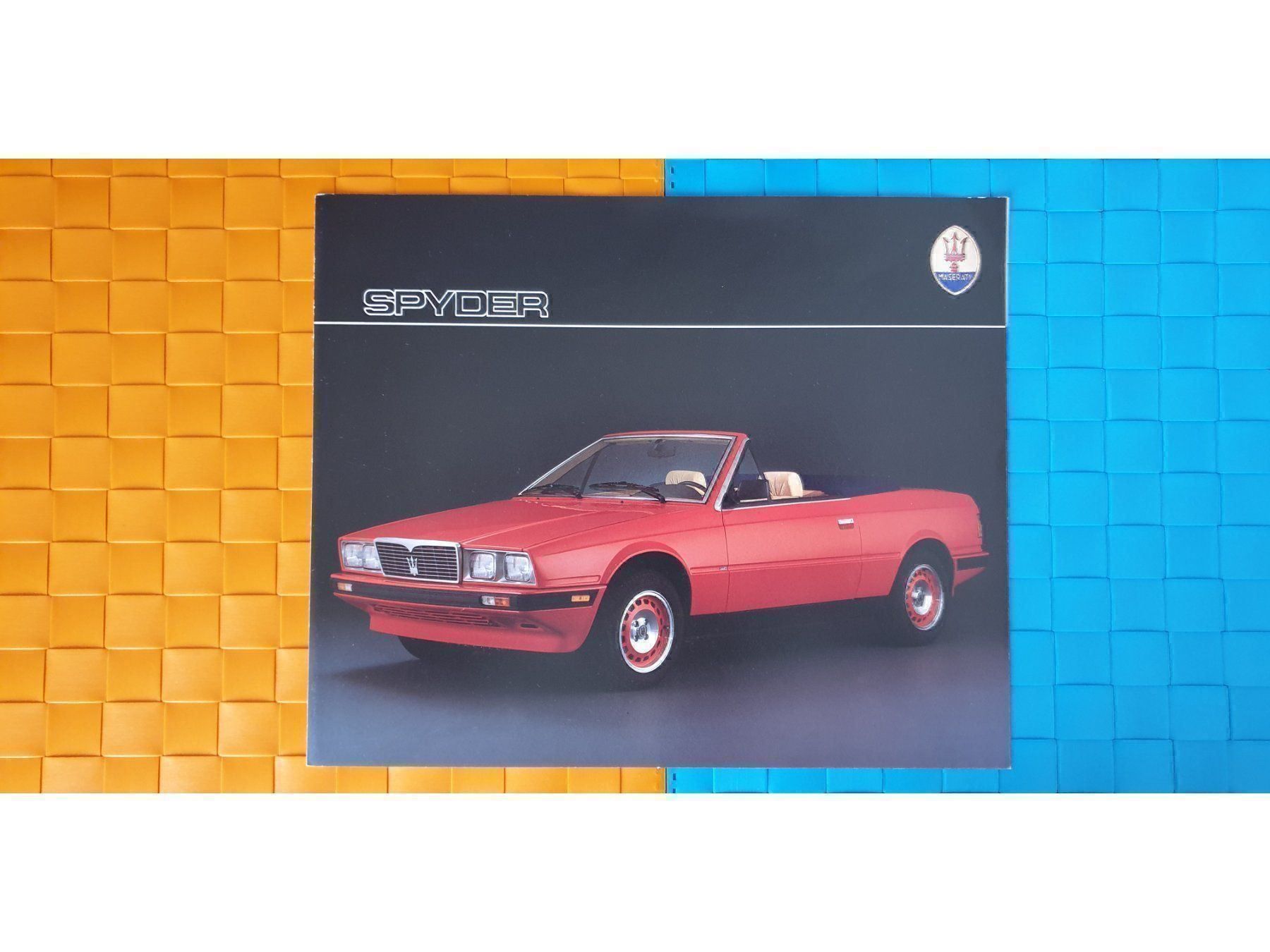 Riviste & Magazine: MASERATI SPYDER - Prospekt / Katalog – Nuovo (secondo la descrizione) da Viganello venduto da CARLiteratur 1