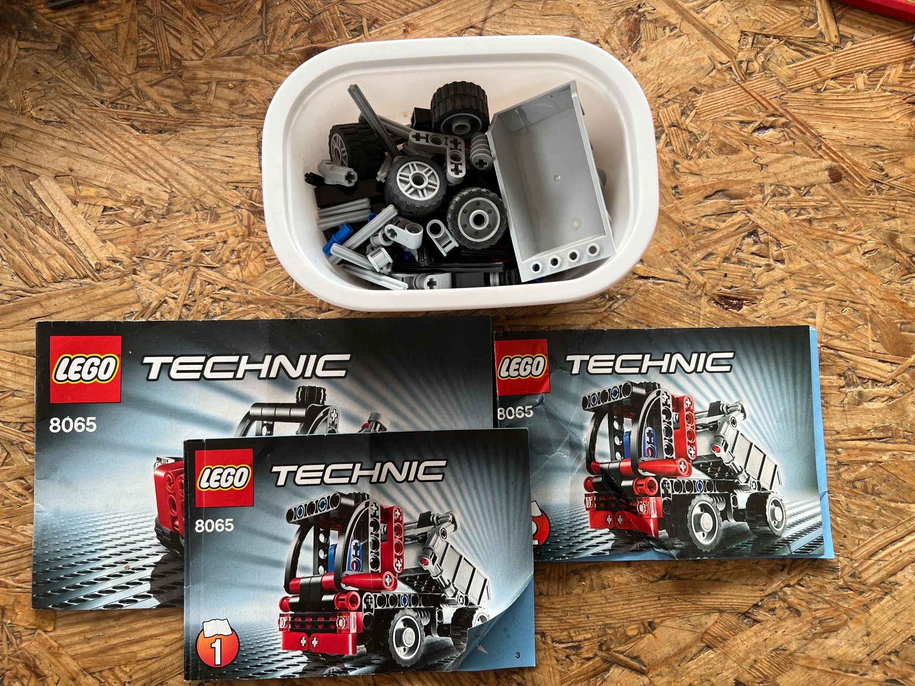 Lego Giocattoli: Lego Technic 8065 – Usato da Strada venduto da Betflo 1