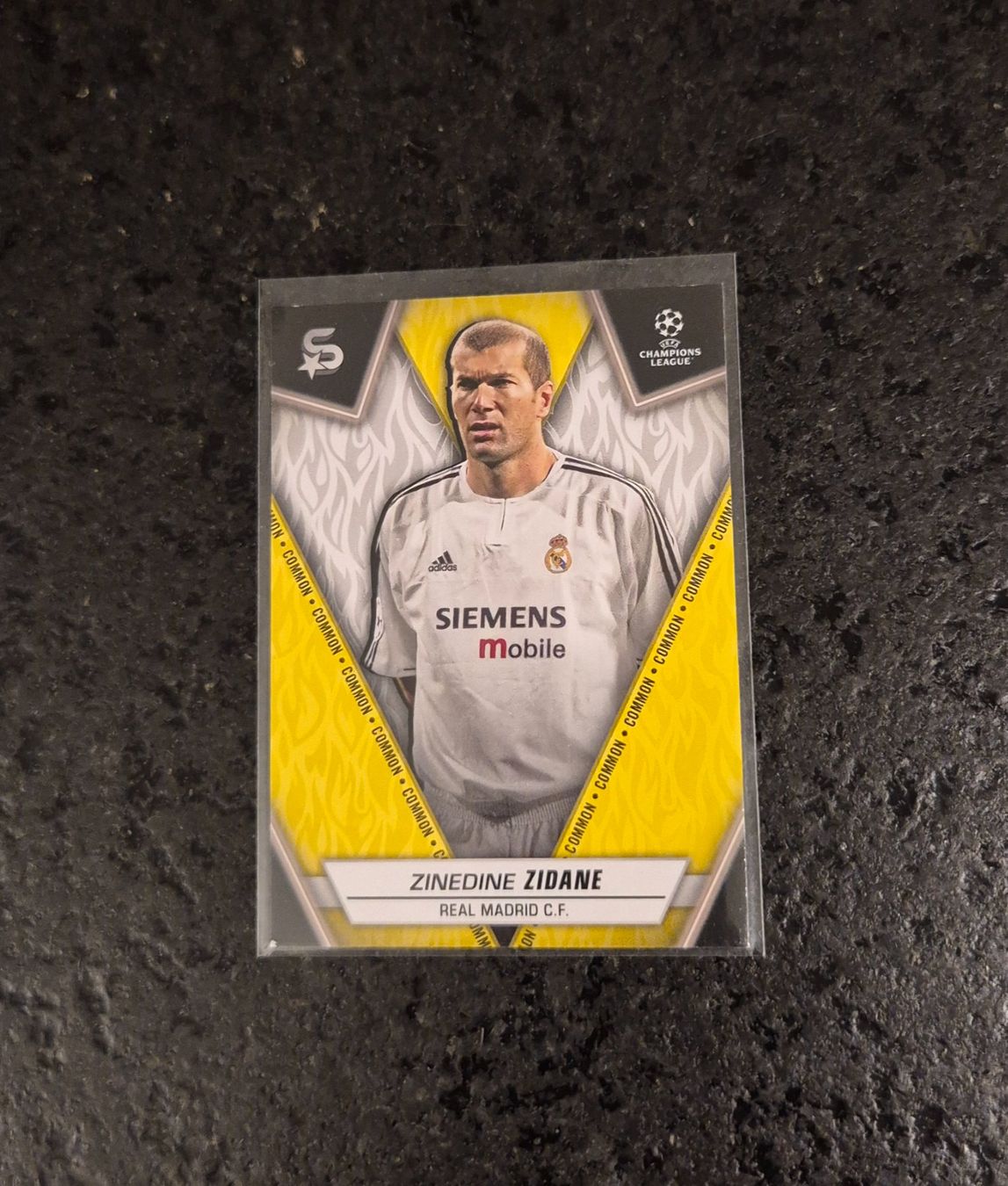 Topps Carte collezionabili: Zinedine Zidane - Real Madrid - Topps – Nuovo (secondo la descrizione) da Burg AG venduto da Danoe