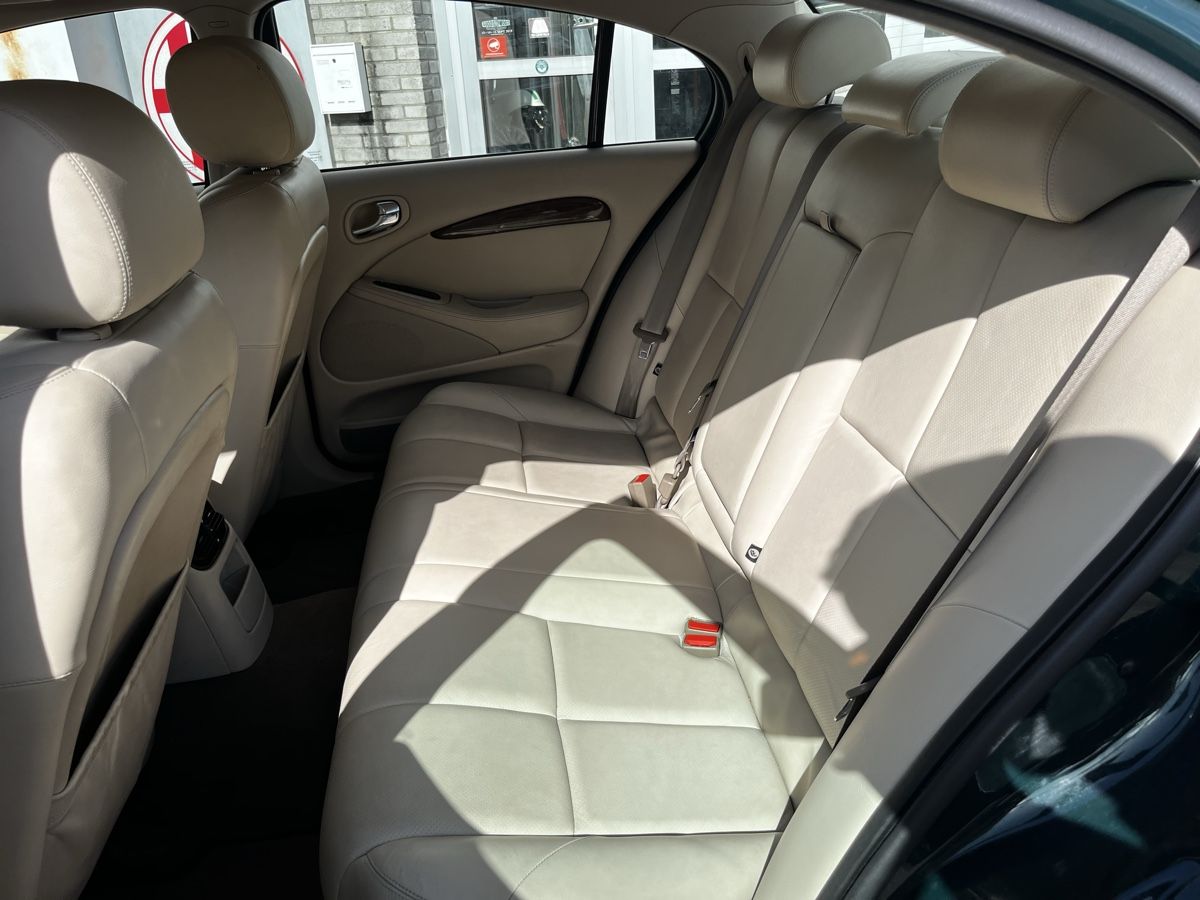 Jaguar Automobili: Jaguar S-Type 4.0 V8 – Difettoso da Schlieren venduto da classic3.5 7
