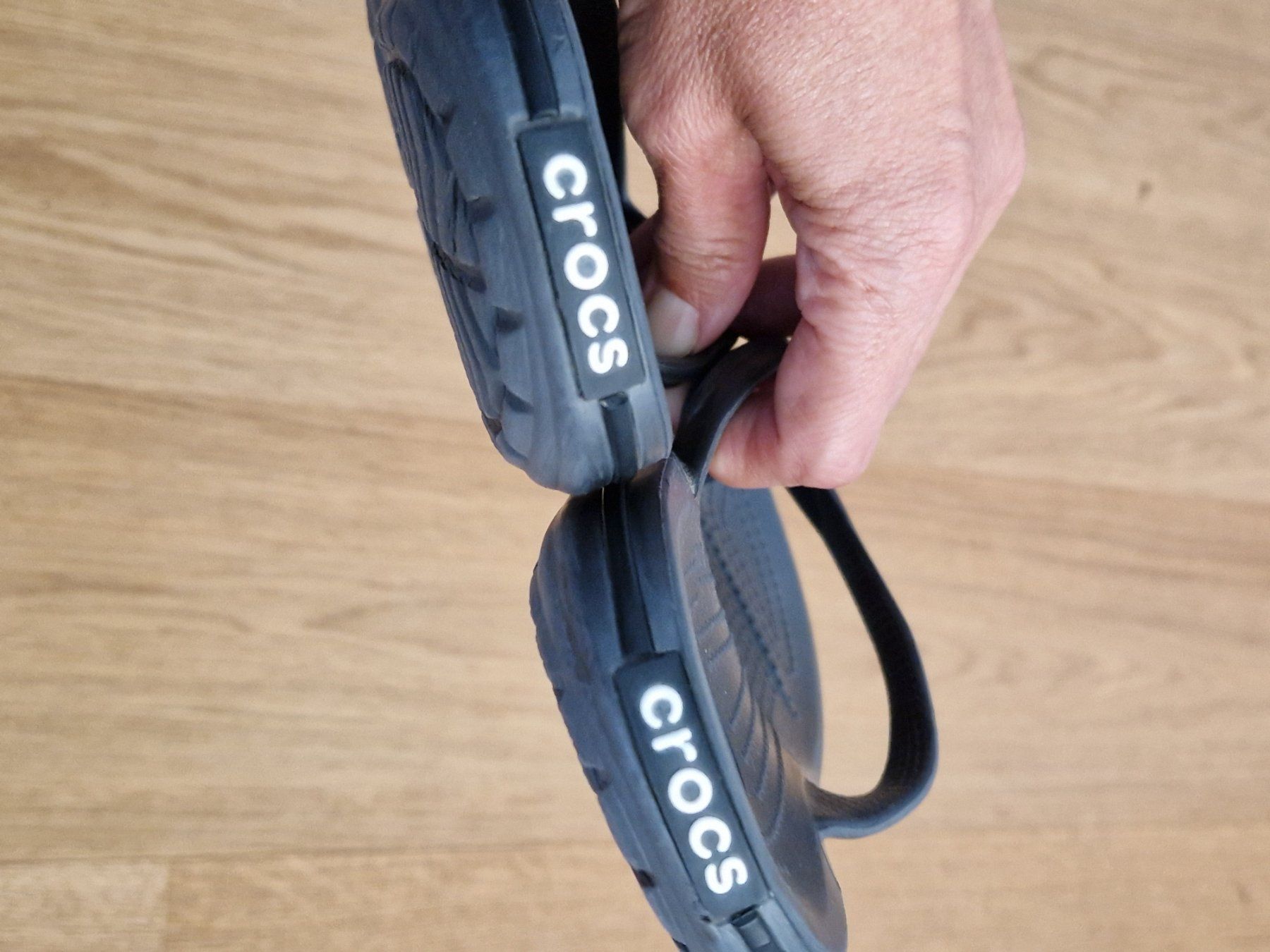 Crocs Chaussures hommes: Crocs Flip Flops Gr. 37 – Neuf (Voir description) à Davos-Dorf par Bpelikan 1