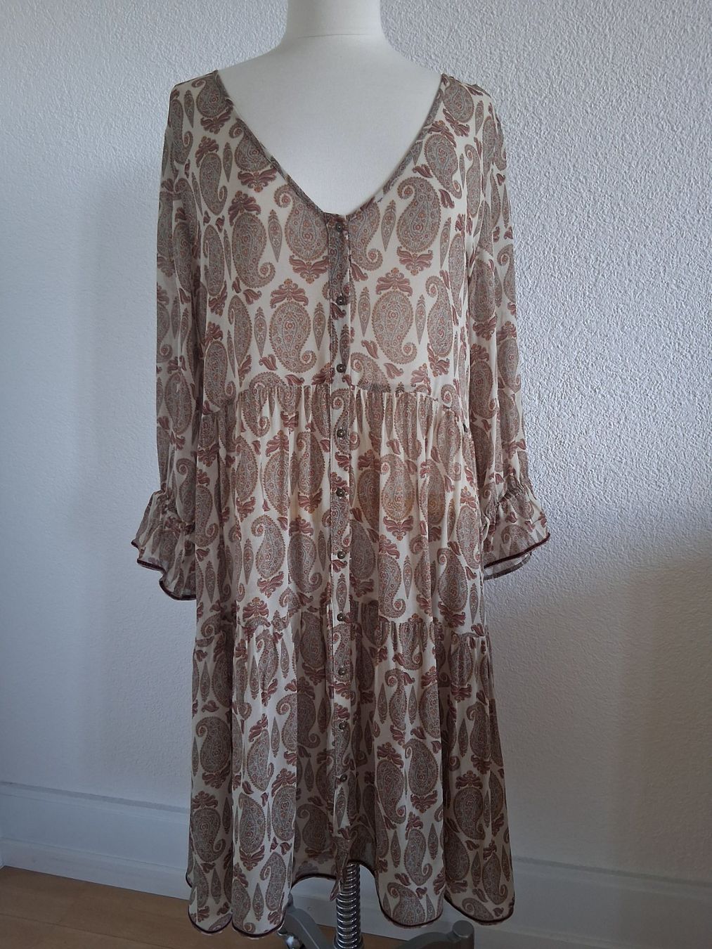 Nile Vestiti: Nile Kleid M – Usato da Lengnau AG venduto da Nathi88