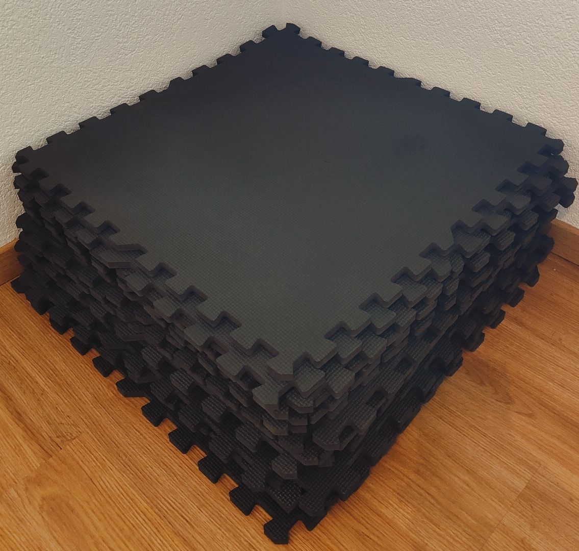 Tappetini fitness: Schwarze Puzzlematten, 19stk. – Usato da Oberlunkhofen venduto da vincent.baer