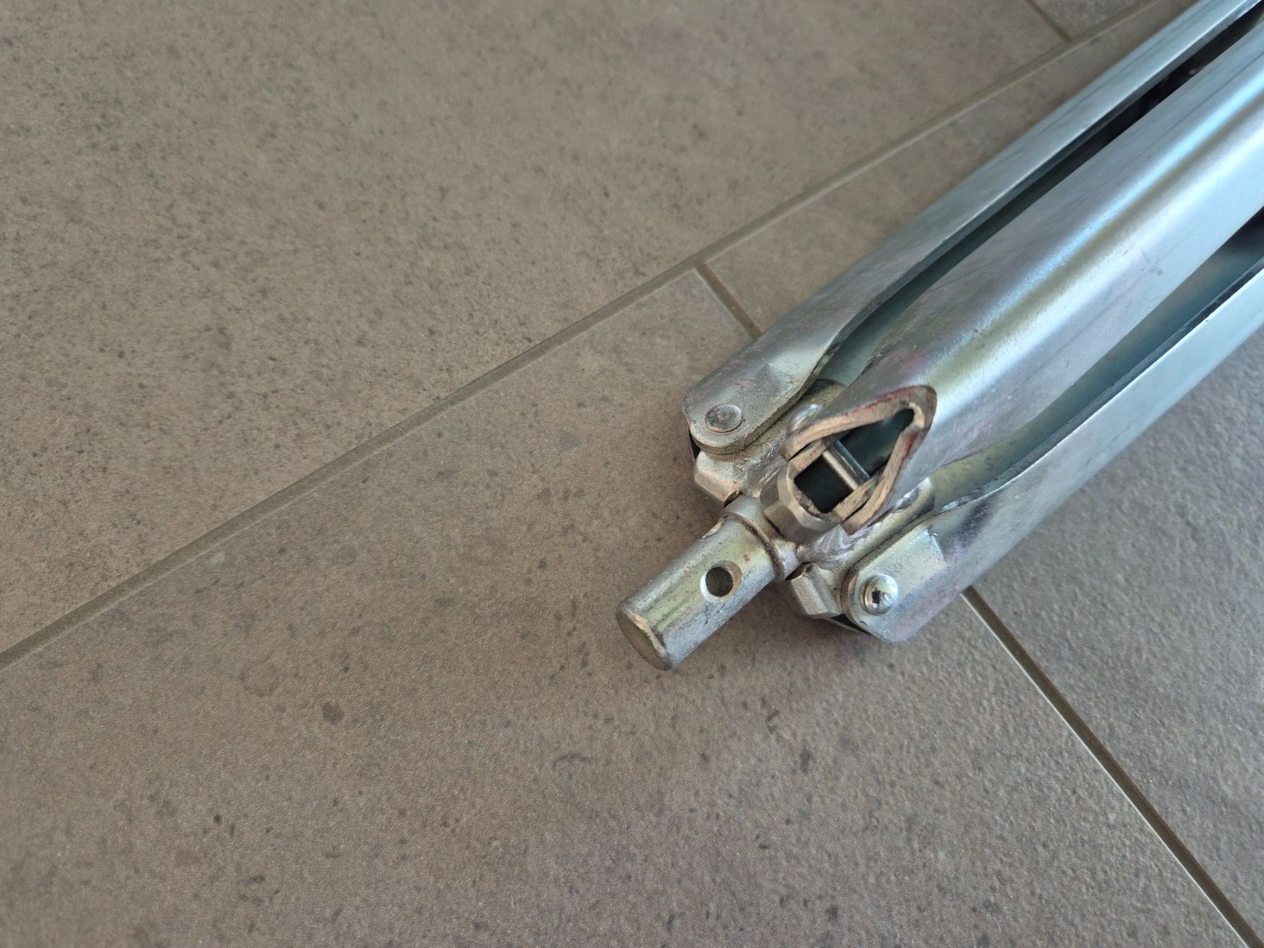 Altro in Decorazioni & Accessori: Triopan - Stativ zu Faltsignal – Usato da Sumiswald venduto da ret_d9y6 5