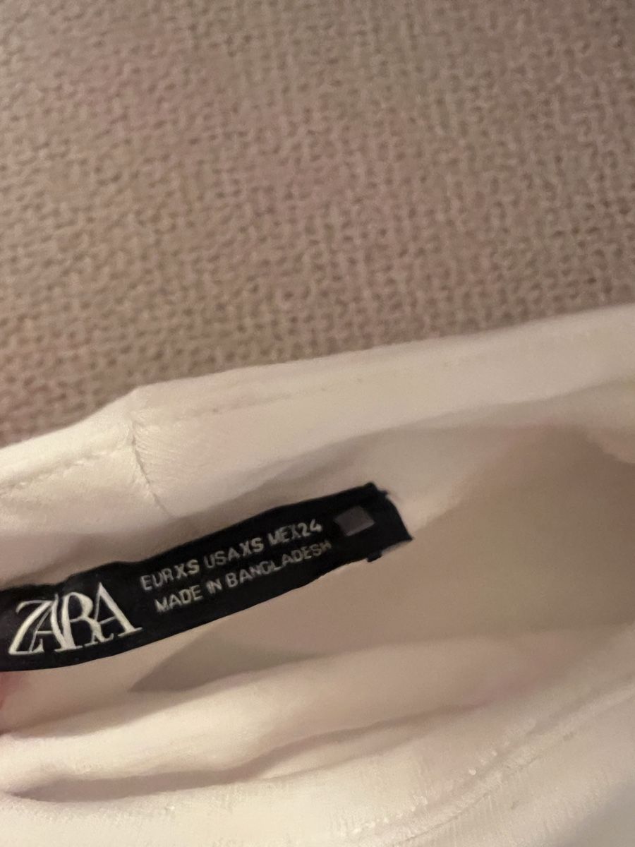 Zara Top: Zara tops XS – Usato da Zurich venduto da amf_k7k2 2