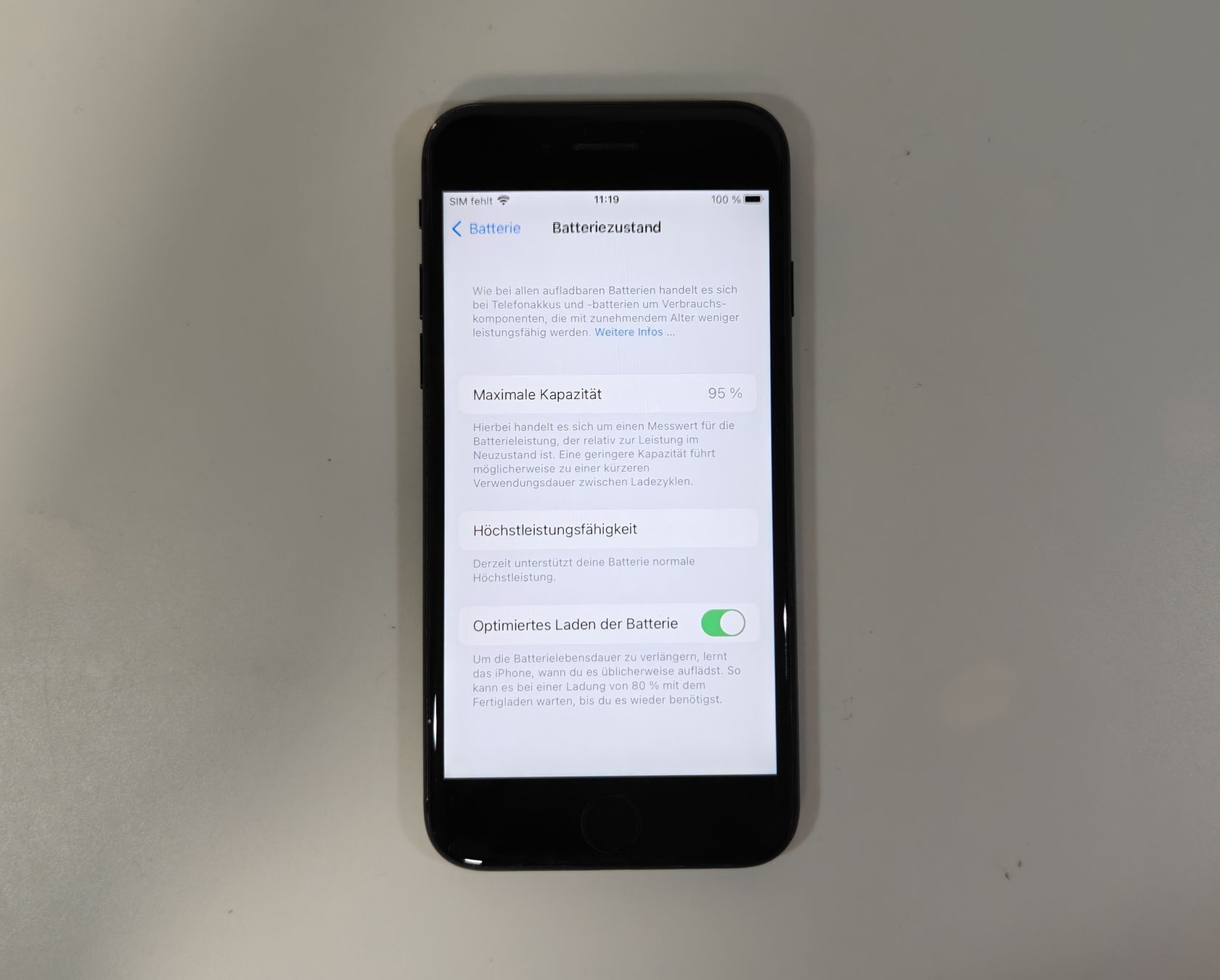 Apple Telefoni cellulari / Smartphones: iPhone 7 schwarz – Usato da Ehrendingen venduto da Rocky985 2