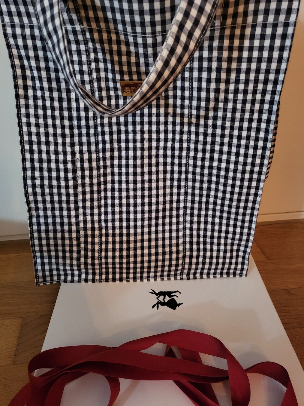 Ensoie Borse: Ensoie Tasche gr.M Navy Blau – Nuovo (secondo la descrizione) da Luzern venduto da jan_br9k 1