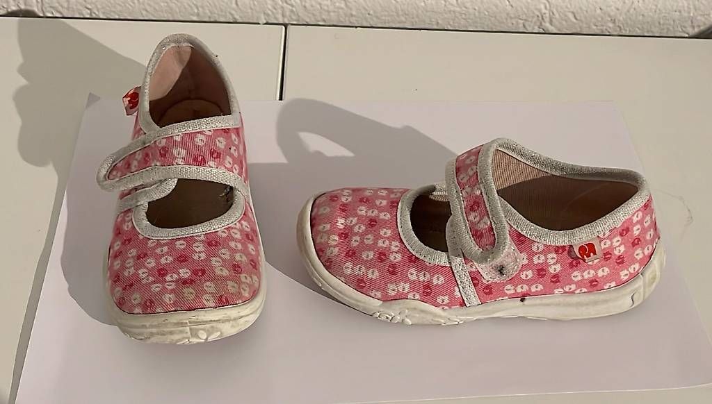 Scarpe per ragazze: Schuhe Mädchen – Usato da Stettlen venduto da Biienli 3