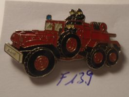1 Feuerwehr Pompiers Auto Pin (F139)
