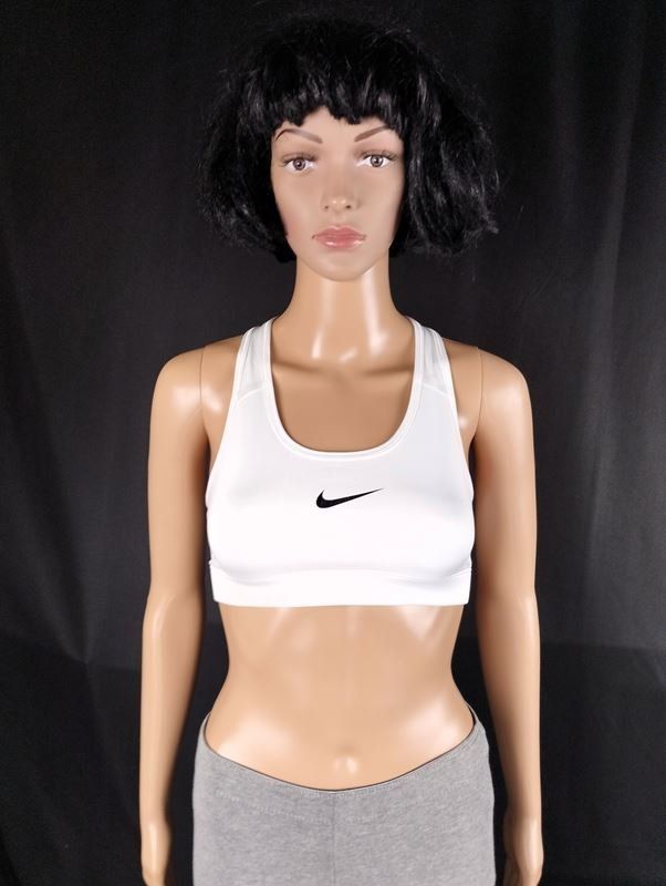 Nike Top: NIKE Sport Top – Usato da Schübelbach venduto da Restwert_Schubelbach