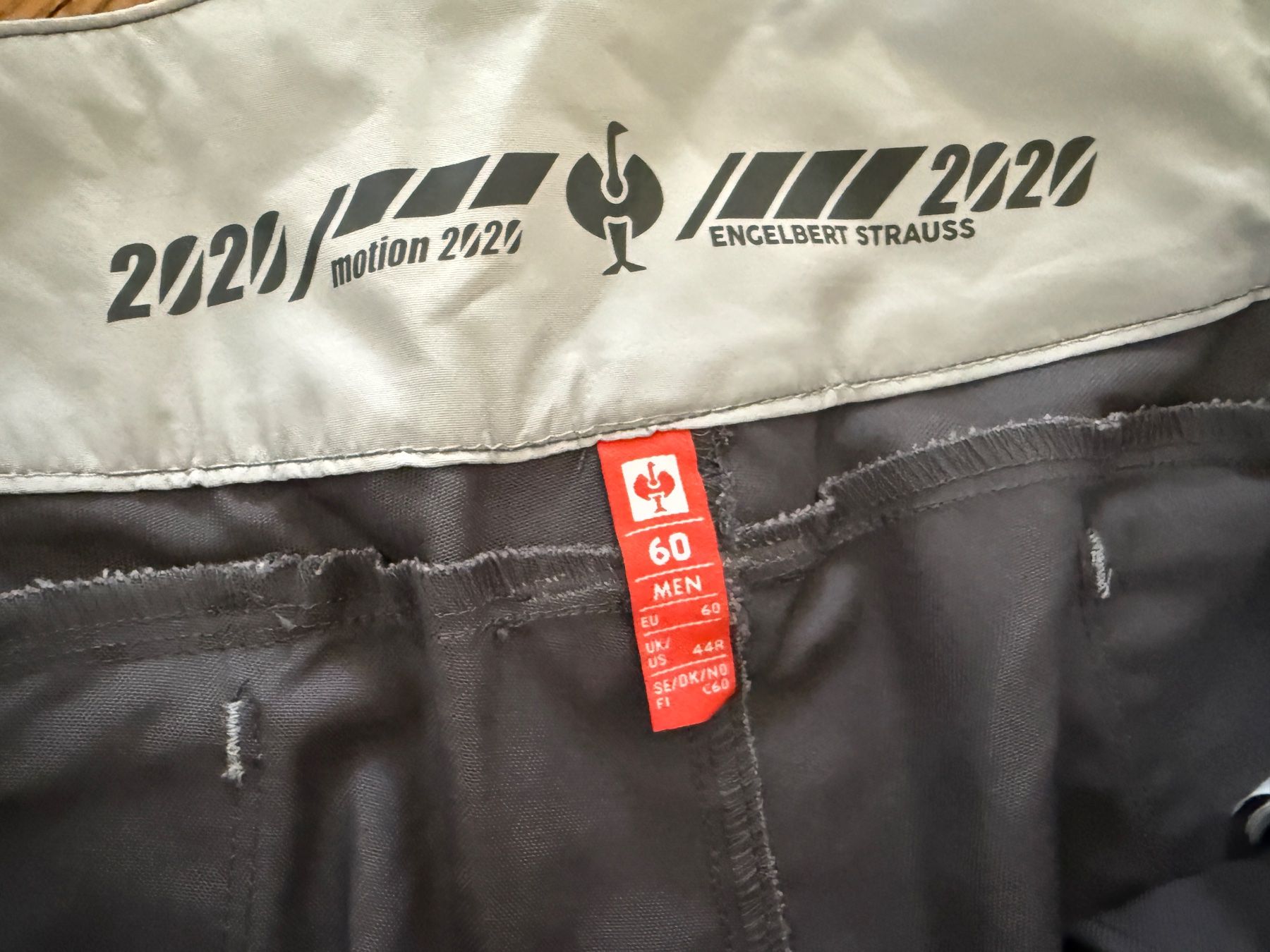 Engelbert Strauss Pantaloni: NEU Engelbert Strauss Hose Größe 60 Herren Motion – Nuovo (secondo la descrizione) da Ennetbaden venduto da mapa05 1