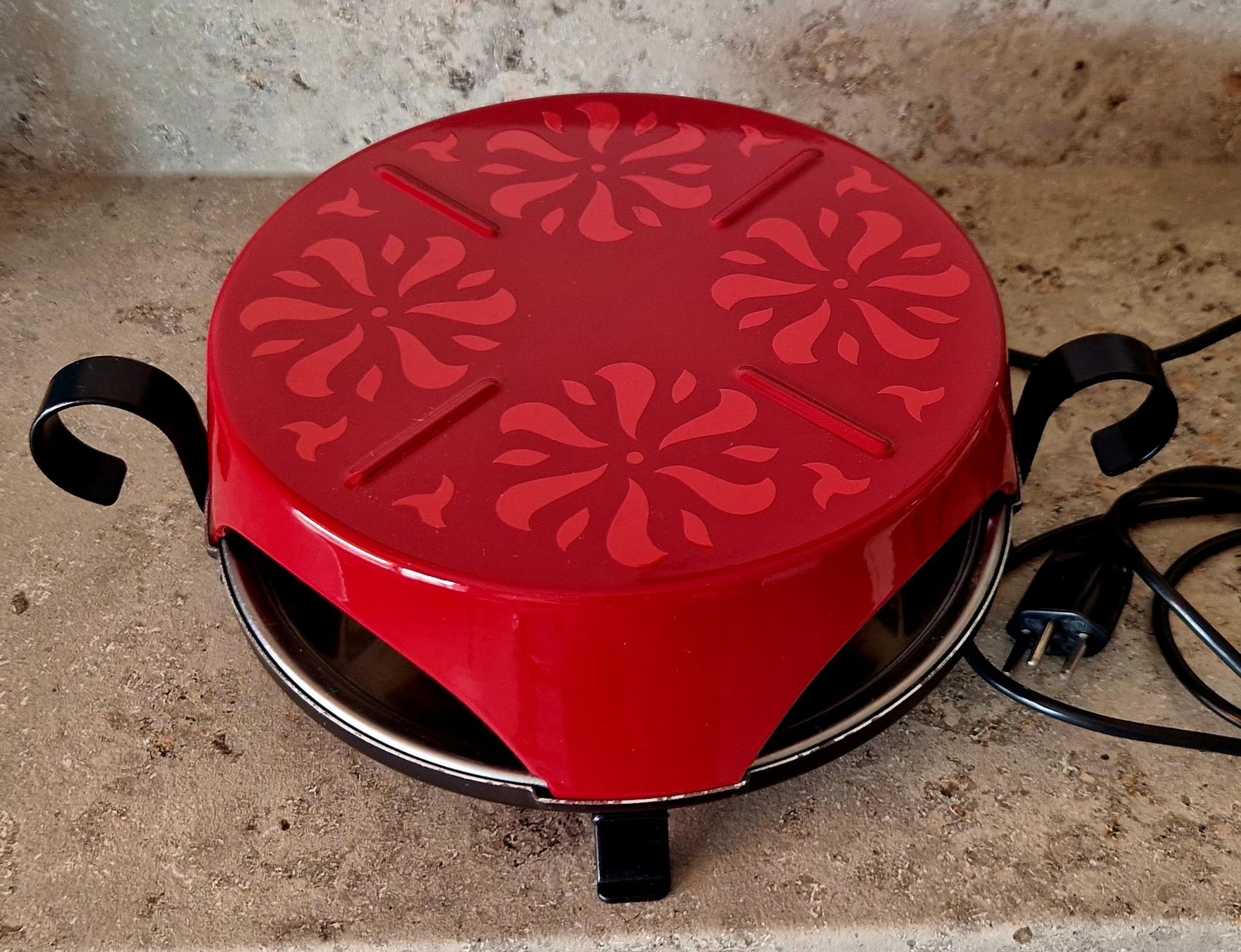Cucine complete: 🧀 Four à raclette Stockli – Nuovo (secondo la descrizione) da Thônex venduto da Swissturtle