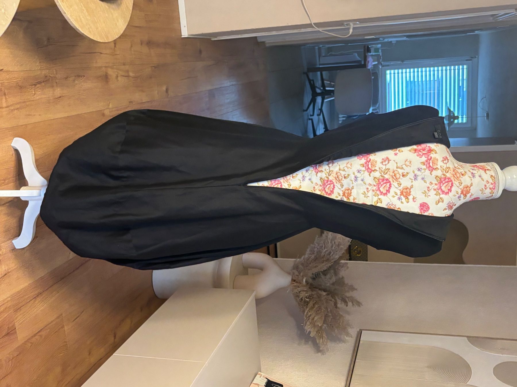 Cos Vestiti: COS Ballonkleid Baumwolle/Seide – Usato da St. Margrethen SG venduto da dijanaO 7