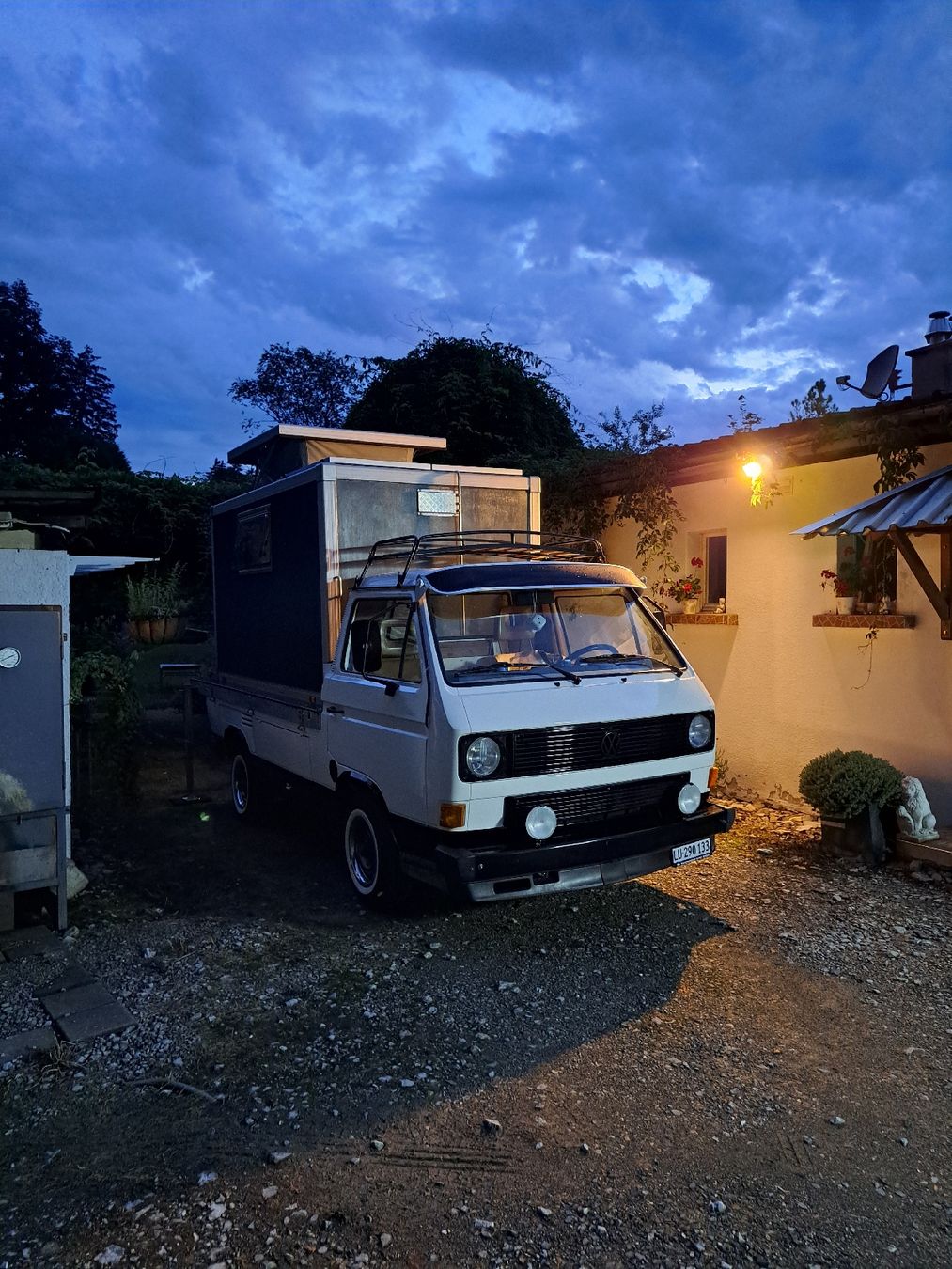 VW Veicoli da campeggio: VW T3 camper mit Absetzkabine – Usato da Kottwil venduto da mar_qpb8 2
