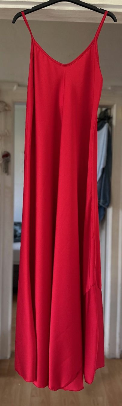 Kleider: LONGUE ROBE! M – Neu und originalverpackt aus Locarno von NicoNion