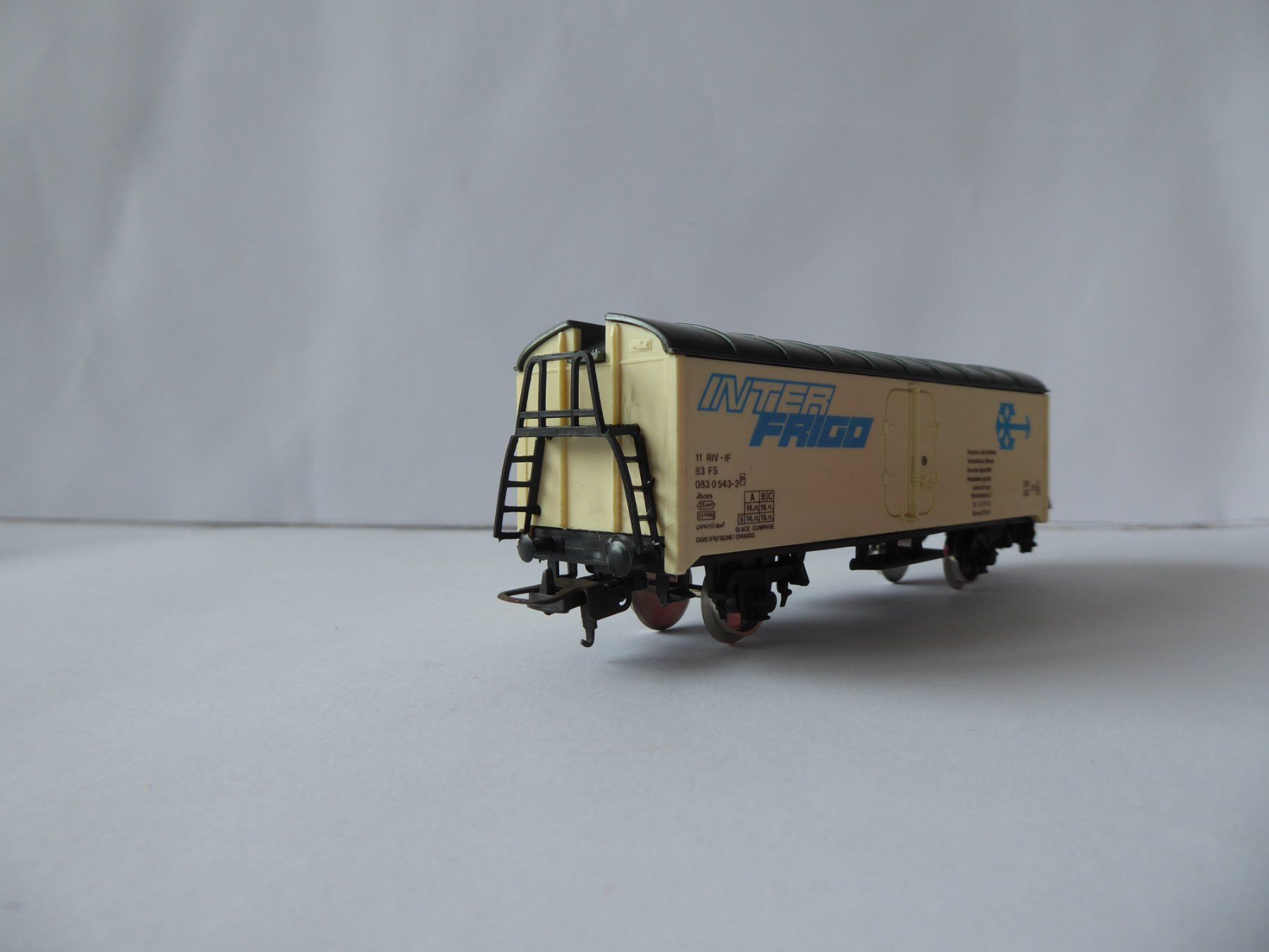 Lima Modellini di ferrovie: Schöner Lima H0 SBB Güterwagen Inter Frigo – Usato da Turbenthal venduto da Panau 2