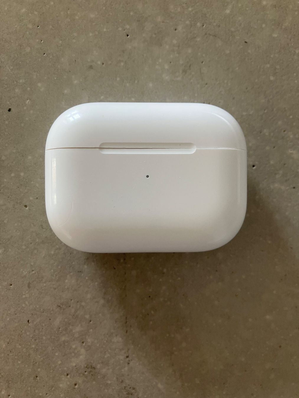 Apple Cuffie: APPLE AIRPODS PRO 2 Case – Usato da Lausanne venduto da mr.v 1