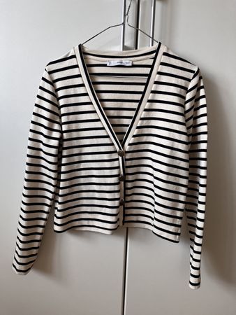 MNG kurze Strickjacke Gr. S, gestreift