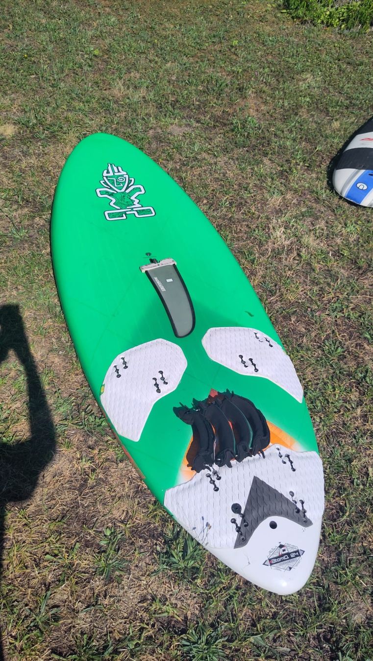 Surfboards & Schwimmbrette: Windsurf: Perfektes Set für Einsteiger und Könner – Gebraucht aus Zürich von maxmax22 1