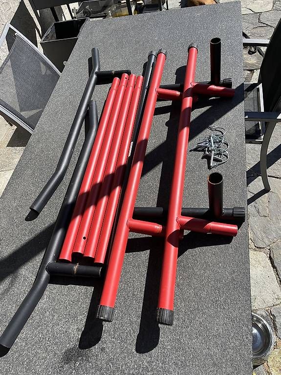 Altri accessori: Pull Up Rack (Indoor & Outdoor) – Usato da Luzern venduto da LuzernerShop 4