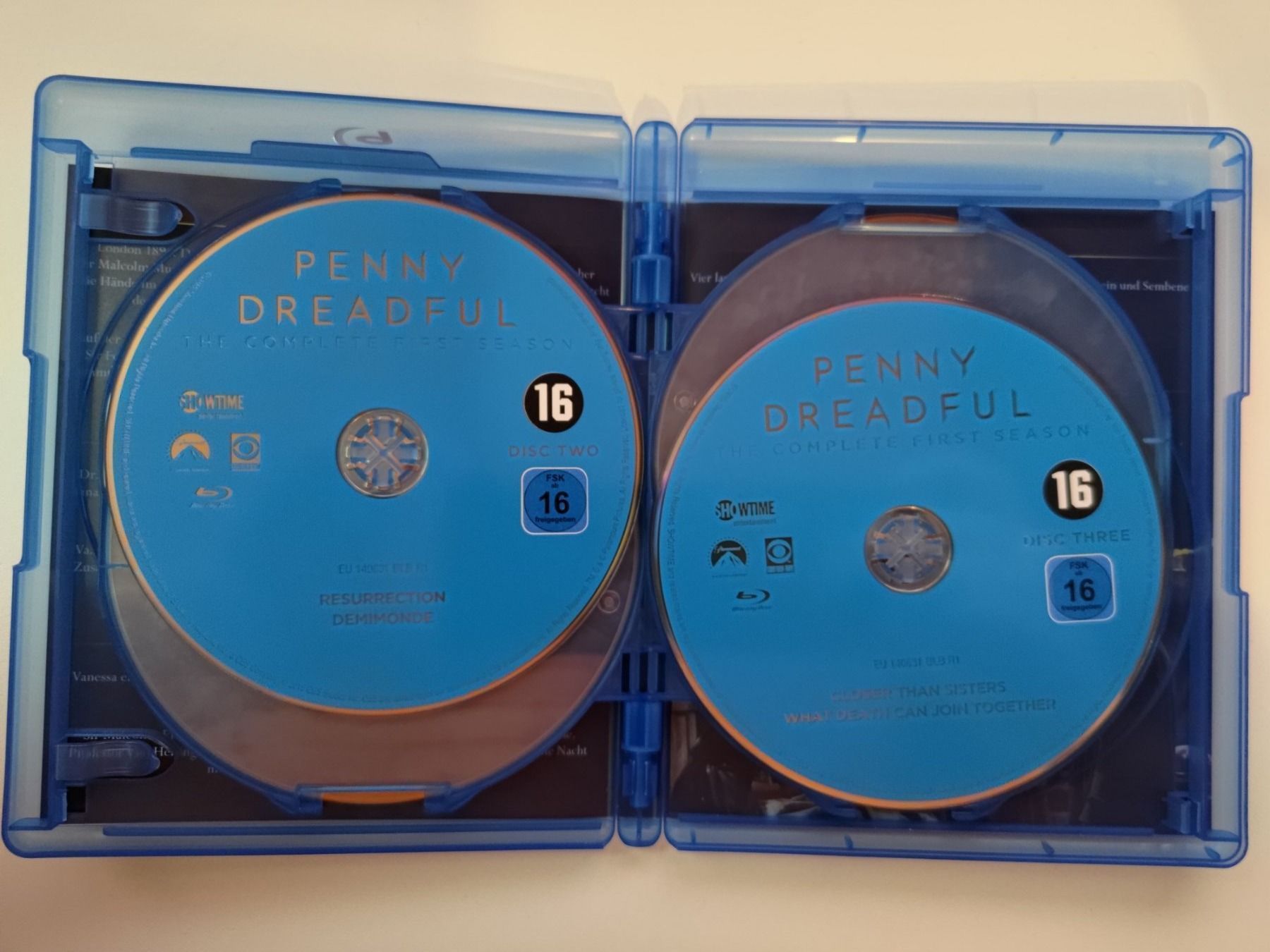 Tutti i DVDs: Penny Dreadful - Staffel 1 (4 Blu-Rays) – Usato da Liestal venduto da Kratzilla 2