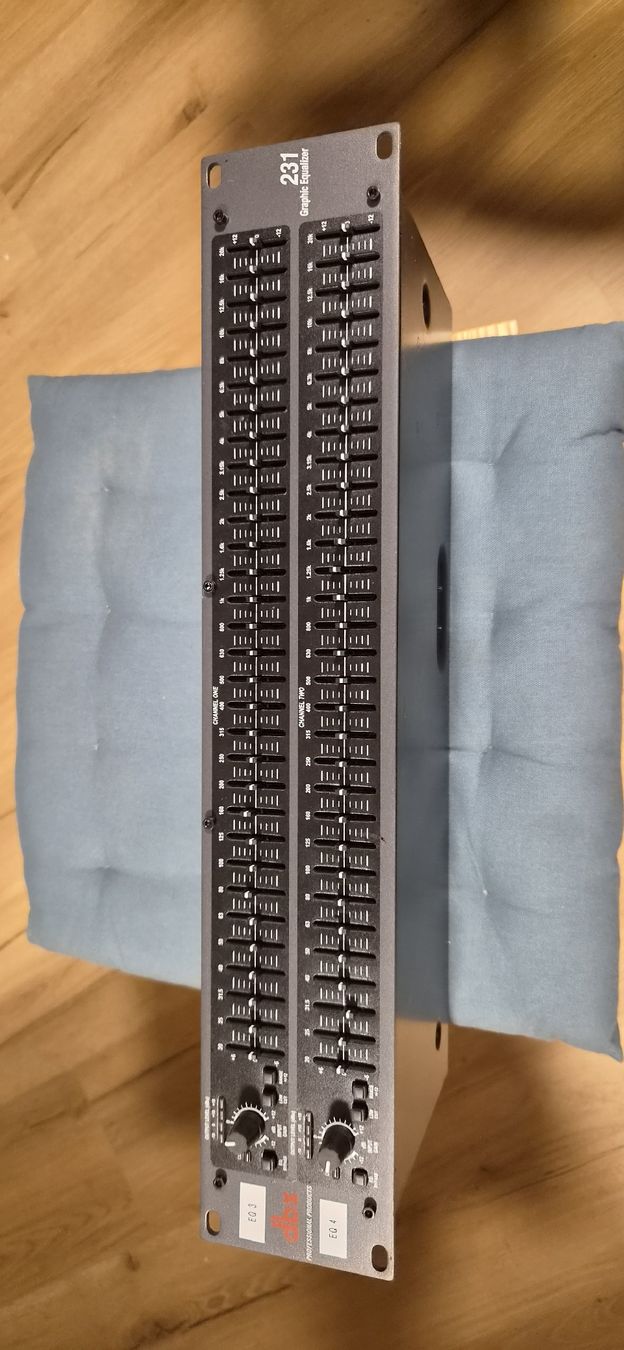 Dbx Egaliseurs: Dbx Equalizer 231! – D'occasion à Reisiswil par hochwacht17