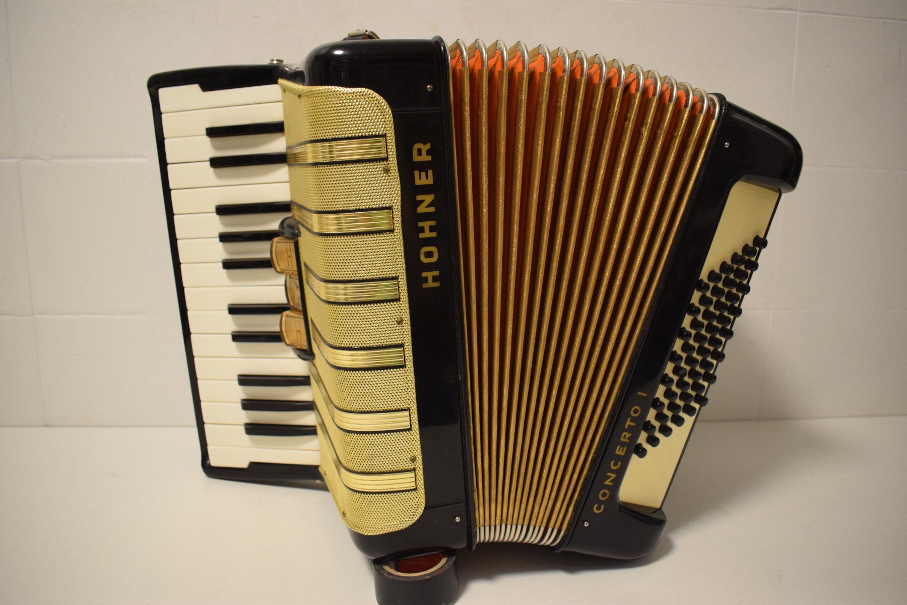 Hohner Strumenti musicali: Akkordeon chromatisch Hohner Concerto I – Usato da Zürich venduto da baumusik 5