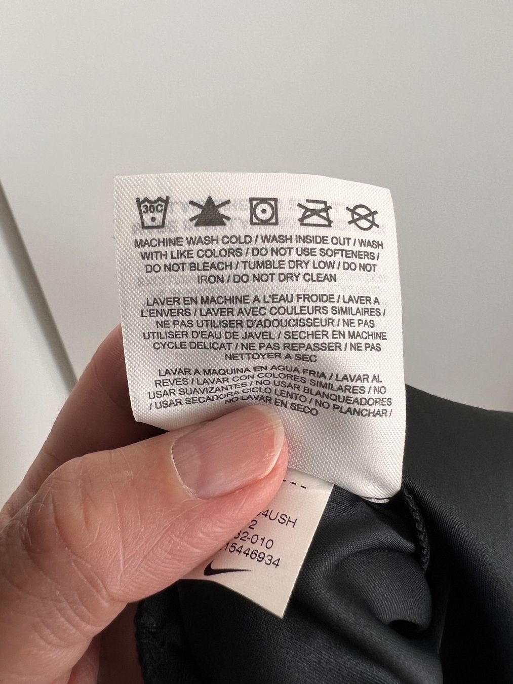 Pantaloni: Neue Nike-Golfshorts – Nuovo (secondo la descrizione) da Zürich venduto da Cdefinitiv 6