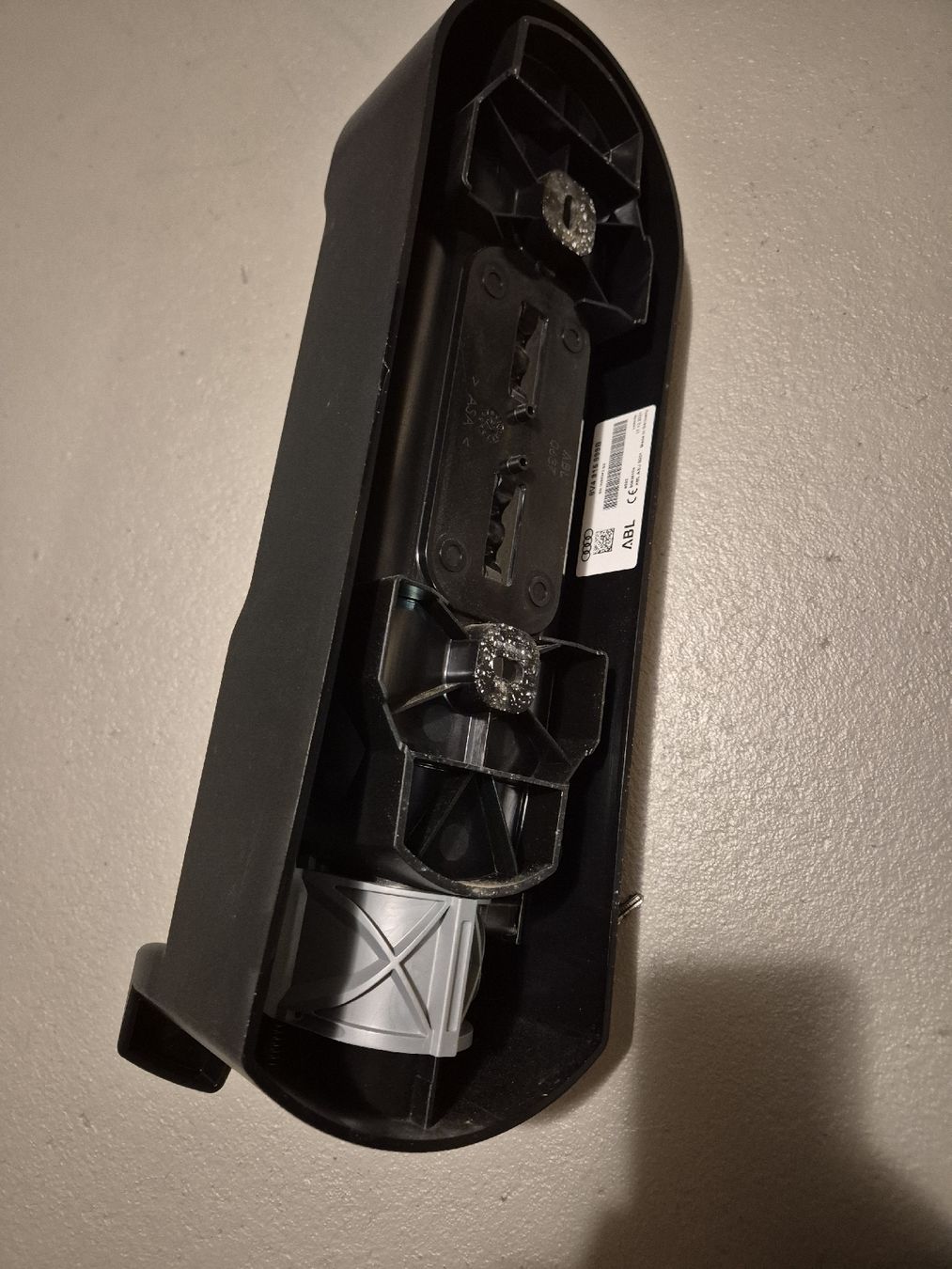 Caricabatterie: Supporto Wallbox Audi Porsche Skoda – Usato da Montagnola venduto da mgr77 2