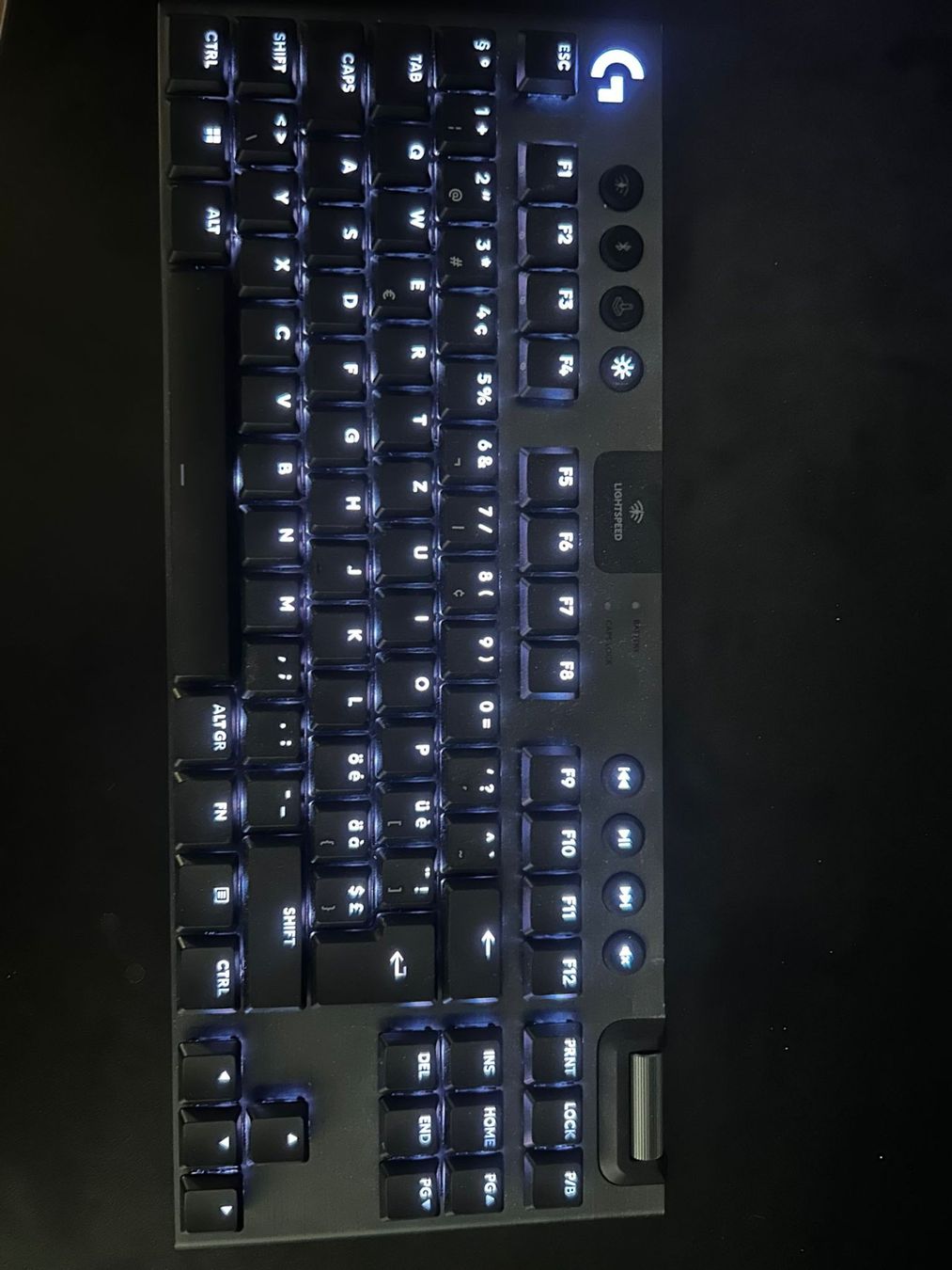 Logitech Tastiere: modded g915 x lightspeed tkl, tactile, wireless, low profile – Usato da Uetliburg SG venduto da len_52hb