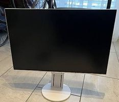 Monitor EIKO 24 Zoll (52x33) und Zubehör