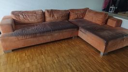 Ecksofa orange mit Gebrauchsspuren GRATIS