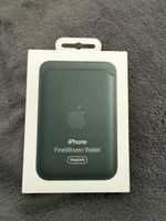 Apple FineWoven Wallet MagSafe für iPhone blau gebraucht