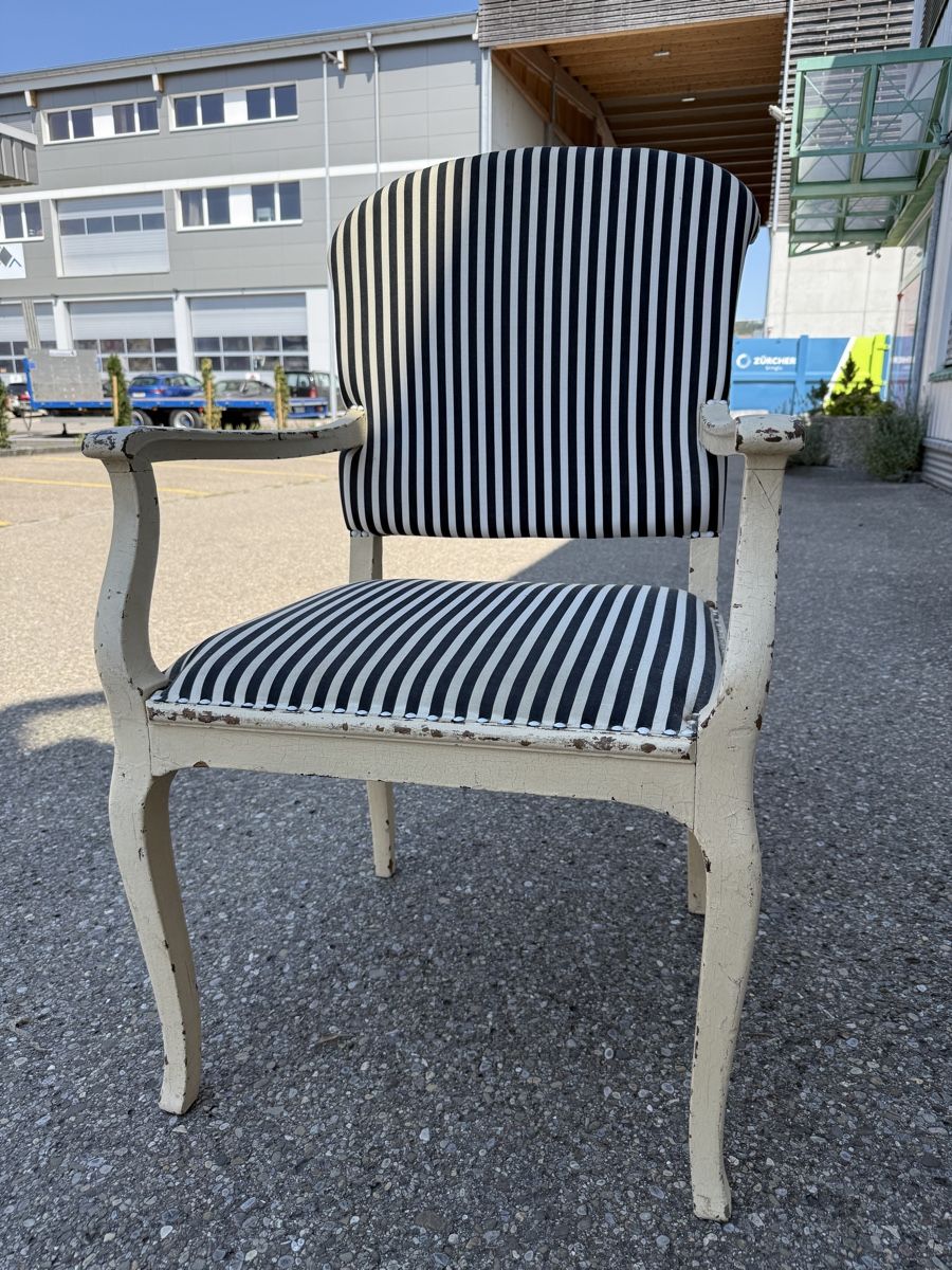 Poltrone: VINTAGE  Stühle – Usato da Zuzwil SG venduto da Pomy 4