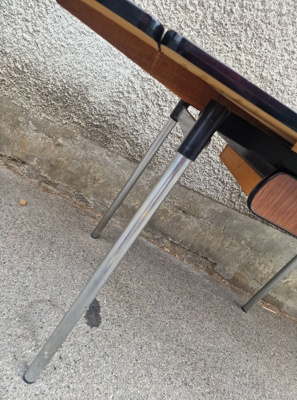 Set de table et chaises: Table et chaises en formica – D'occasion à Lausanne par ama_2fz8 4