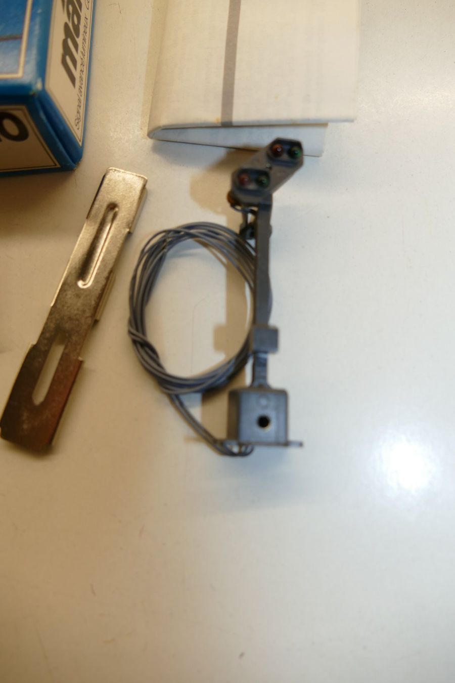 Märklin Modellini di ferrovie: Märklin H0: Lichtvorsignal – Nuovo e nell'imballaggio originale da Niederhasli venduto da rail-duerst 2
