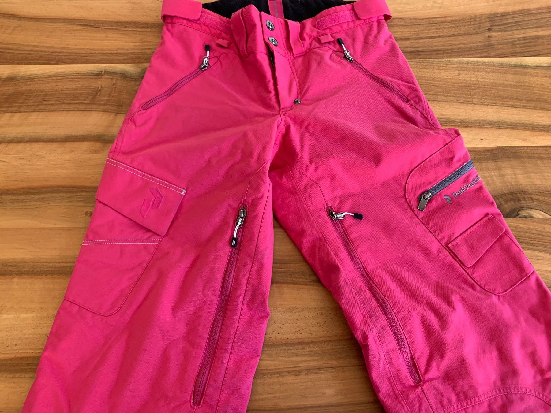 Peak Performance Hosen: PEAK PERFORMANCE Skihose pink Gr. S NWT – Neu (gemäss Beschreibung) aus Meiringen von Sheyene 1