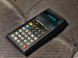 Calculatrice sovietique Elektronika MK 61 russe fonctionnel