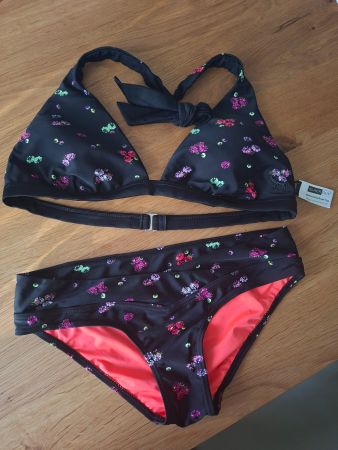 Bikini Gr. 38/40 BLACKOUT schwarz mit Blumen
