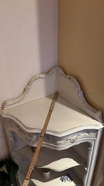 Armoires: Wunderschönes Eckmöbel im Shabby chic Stil – D'occasion à Frick par TheBurningHeart 6