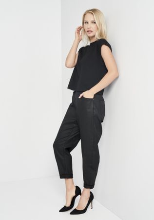 # WOMAN - Jeans ,,lederoptik‘‘ Gr. 32 - ZARA #