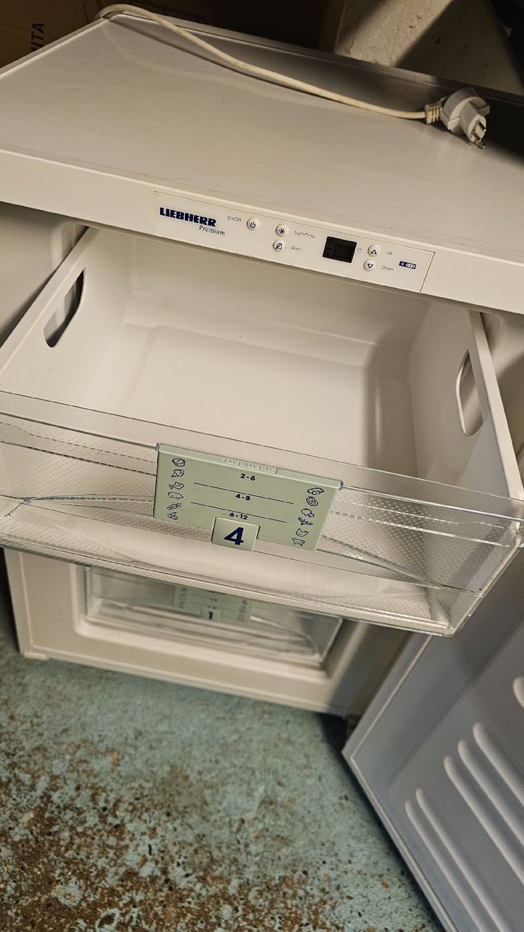 Congelatori: Liebheer gefrierschrank – Usato da Tann venduto da dan_dzf8 3