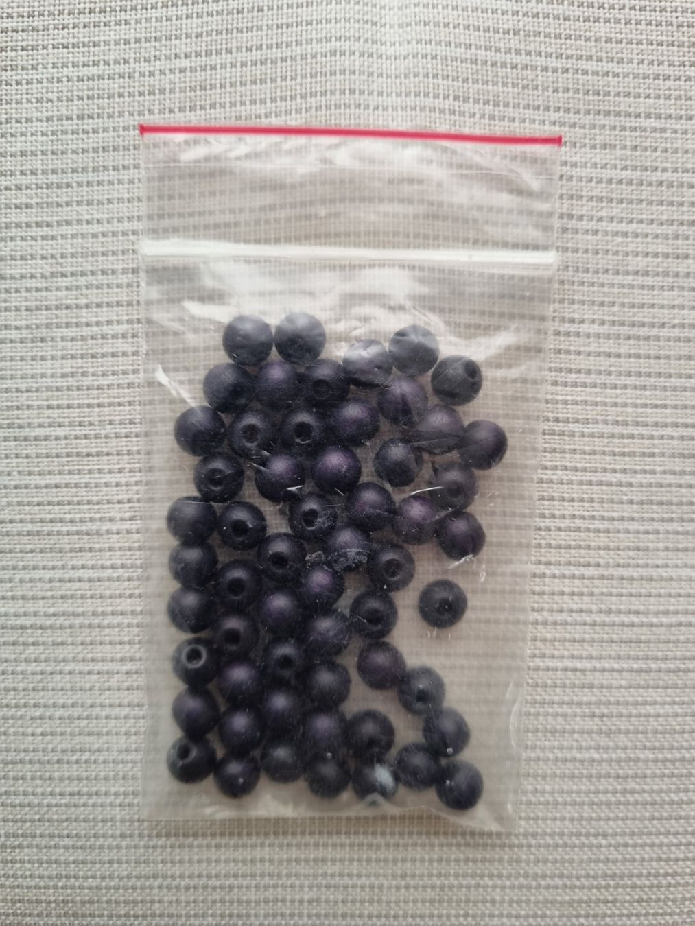Perle (finte): Basteln: Kleine, violette/schwarze Holzperlen - DIY – Nuovo (secondo la descrizione) da Nottwil venduto da Janny77