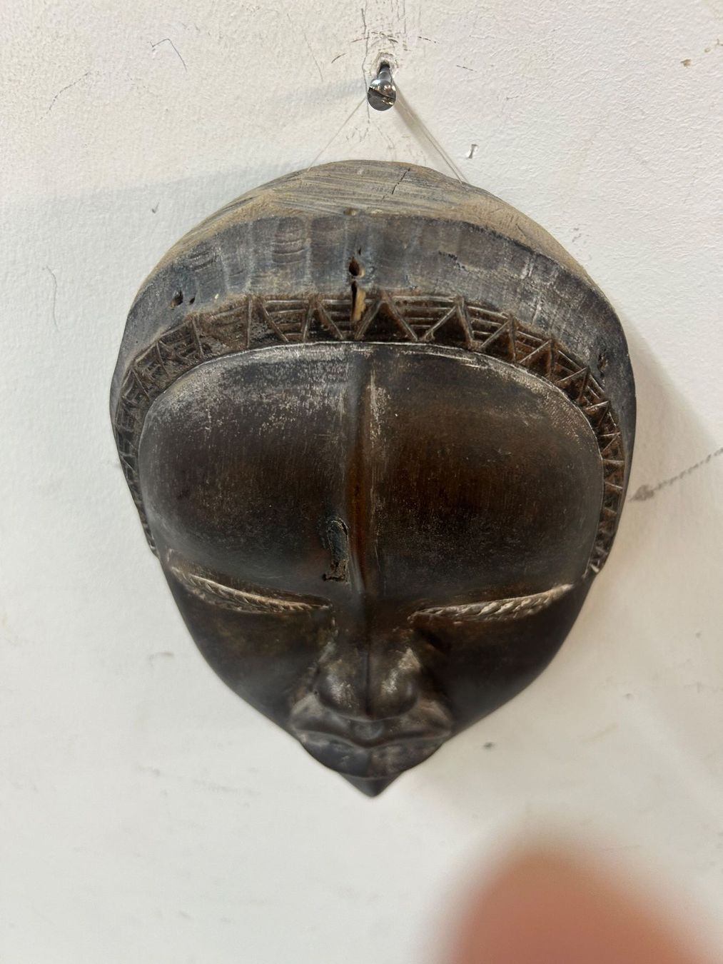 Internationale Kunst: antike afrikanische Maske Baoulé-Volkes alter unbekannt – Gebraucht aus Zürich von Levelart 3