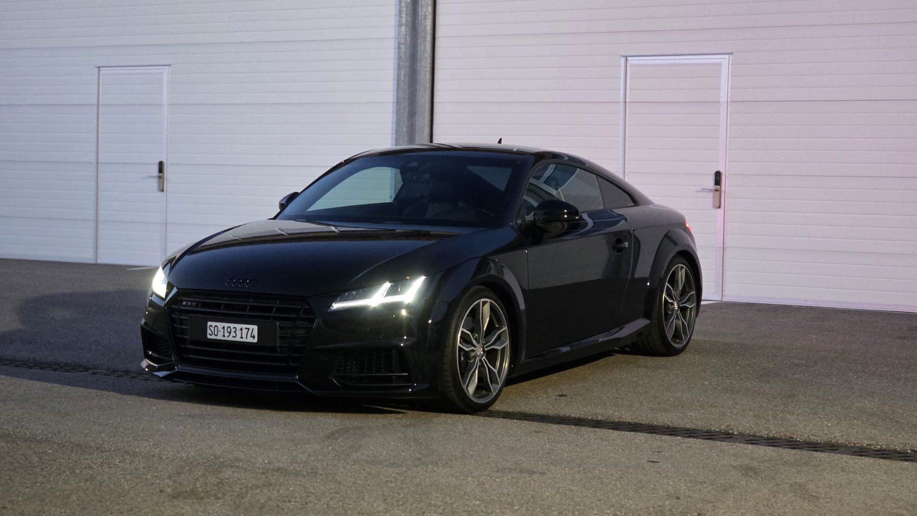 Audi Autos: AUDI TTS Coupé 2.0 TFSI quattro S-tronic (4x4) – Gebraucht aus grenchen von Gdesire