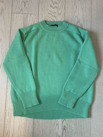 Love by the Moon mint green Sweater, size M
