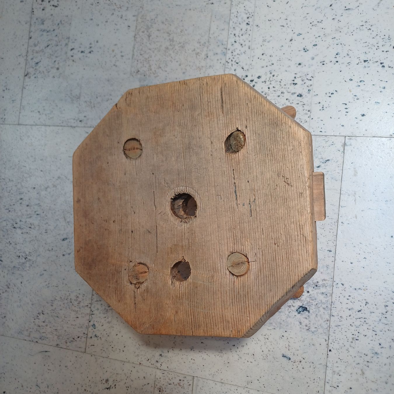 Hocker: Antikes Schemeli – Gebraucht aus Trimmis von grrose